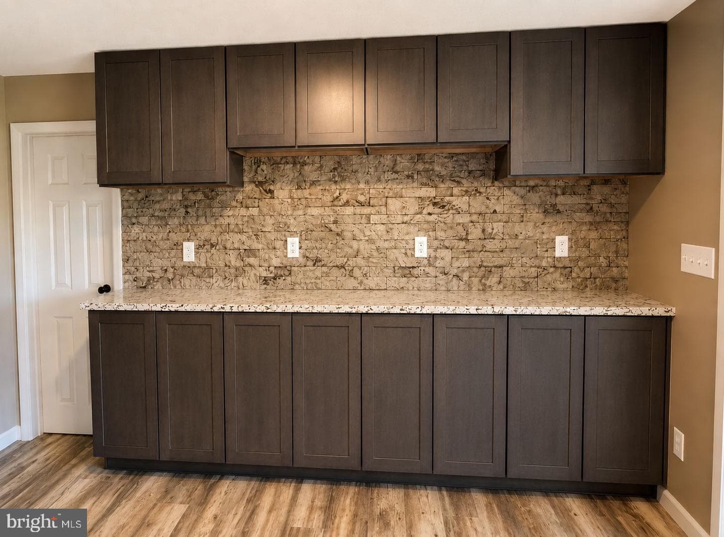 2111 Black Oak photo 20