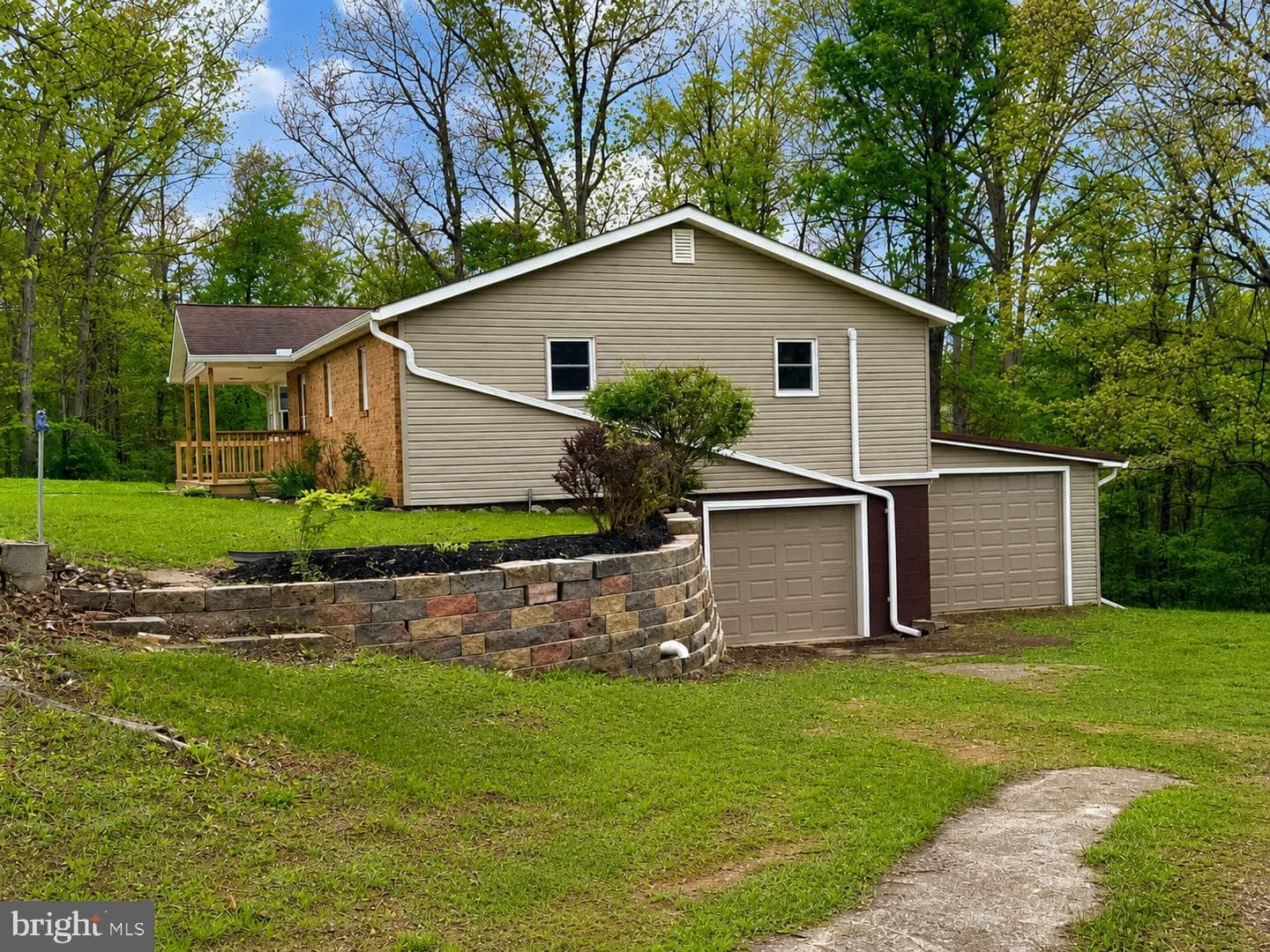 2111 Black Oak photo 79