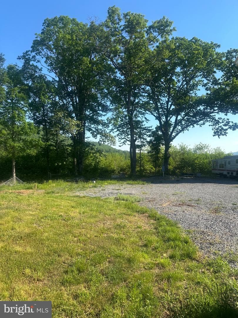 12573 Lincoln Highway photo 6