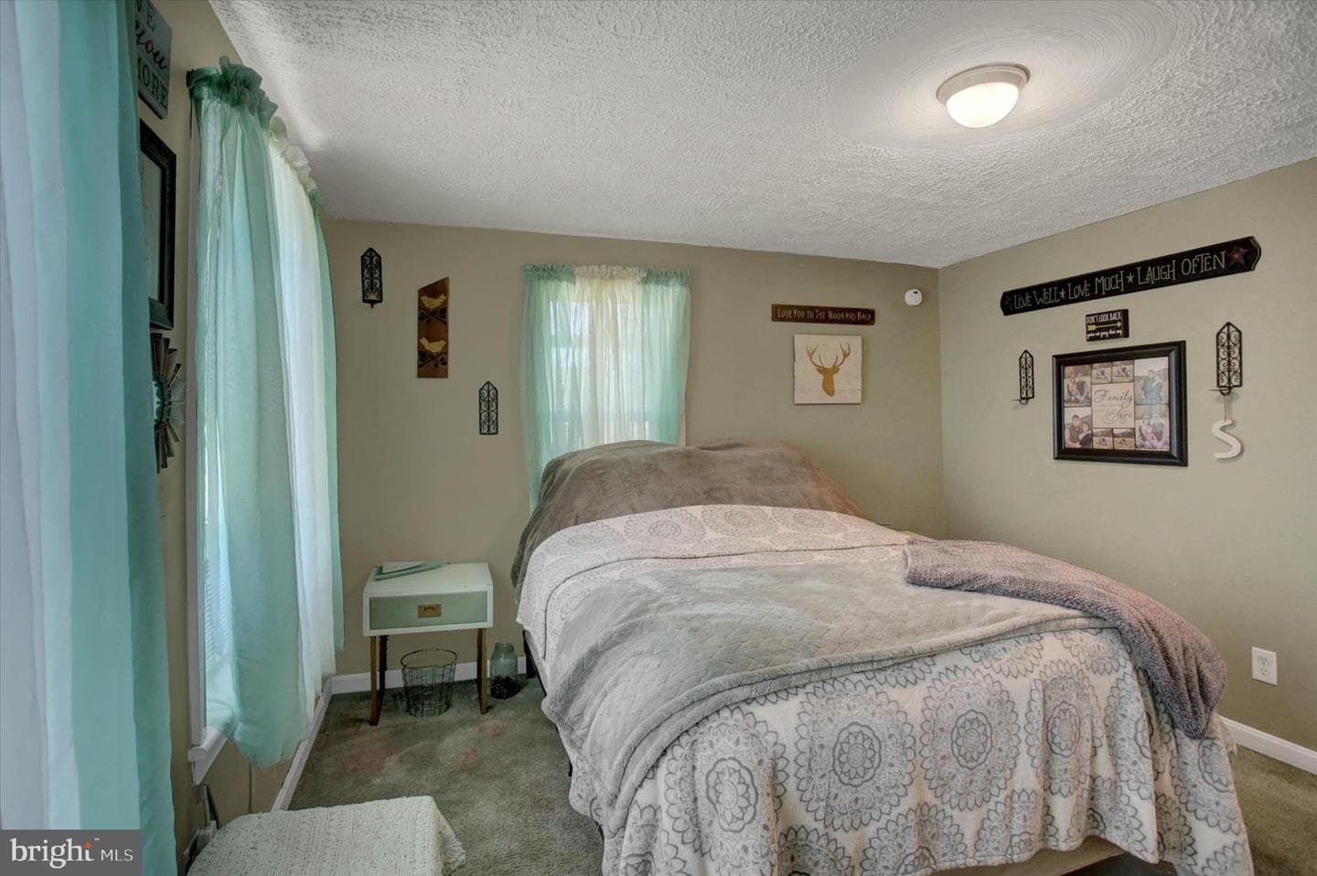 1360 Lincoln Way West photo 28