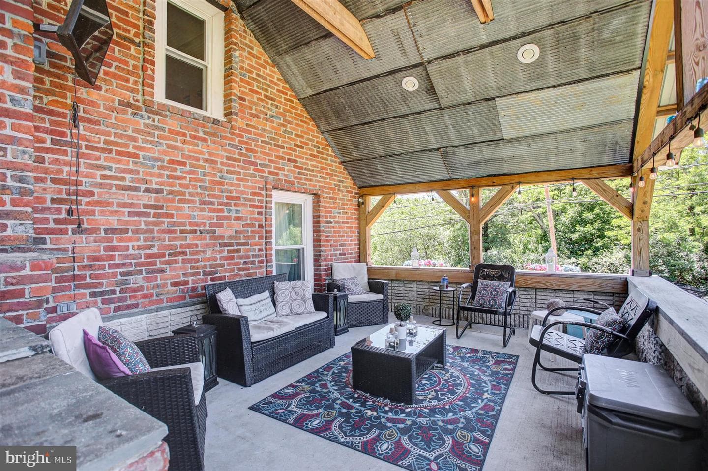 1360 Lincoln Way West photo 32