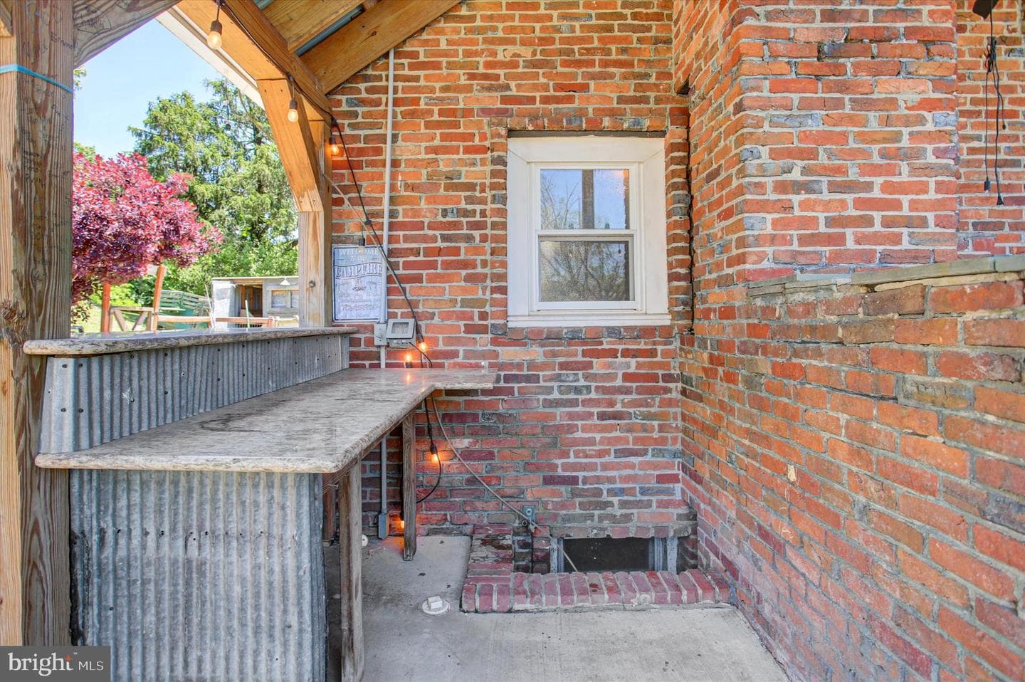 1360 Lincoln Way West photo 34