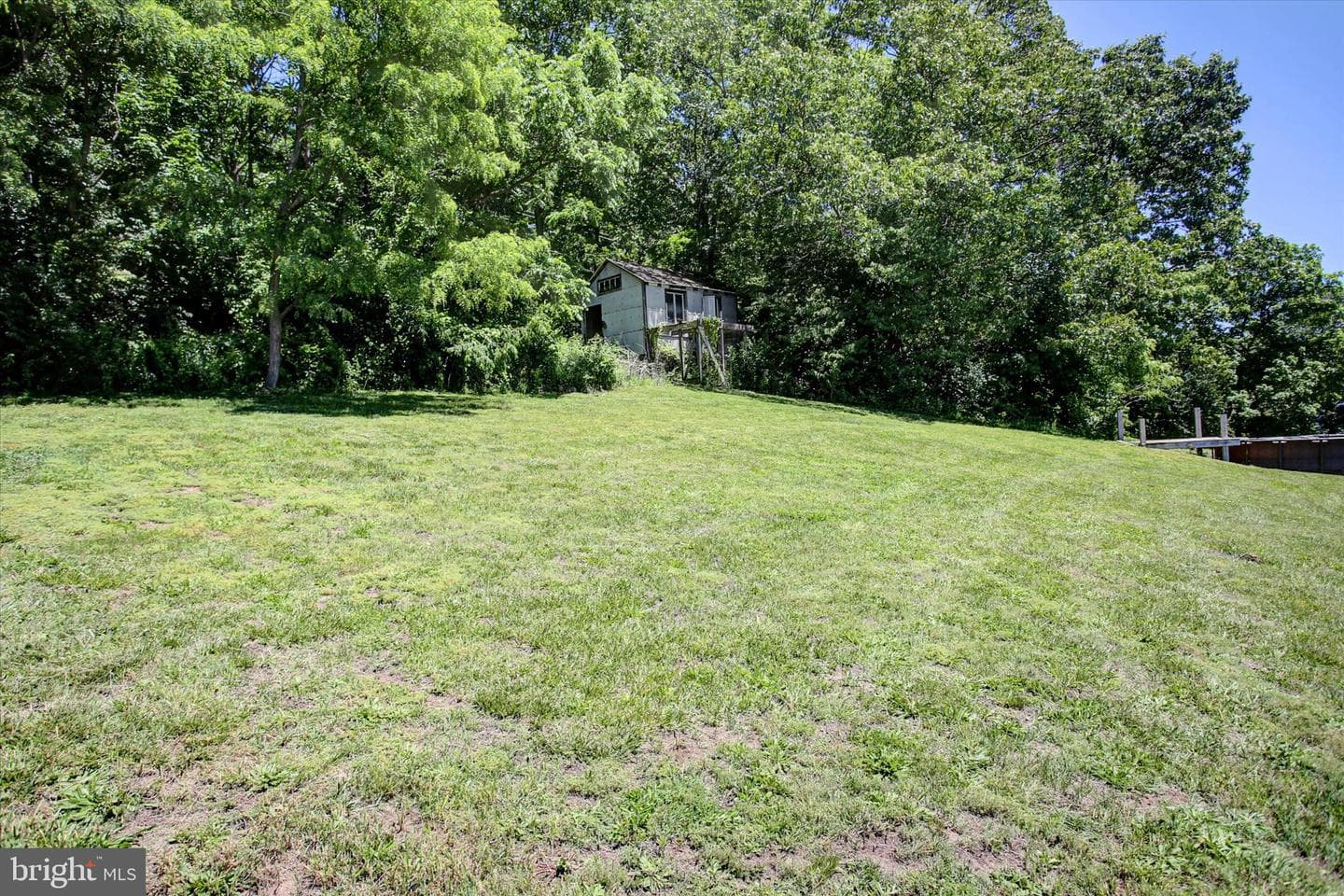 1360 Lincoln Way West photo 41