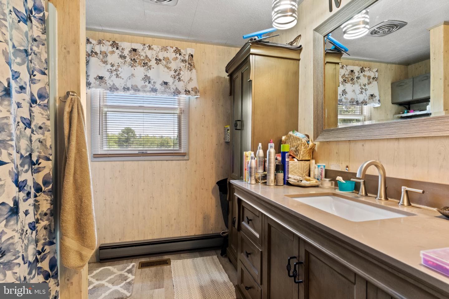 7296 Thompson Road photo 30