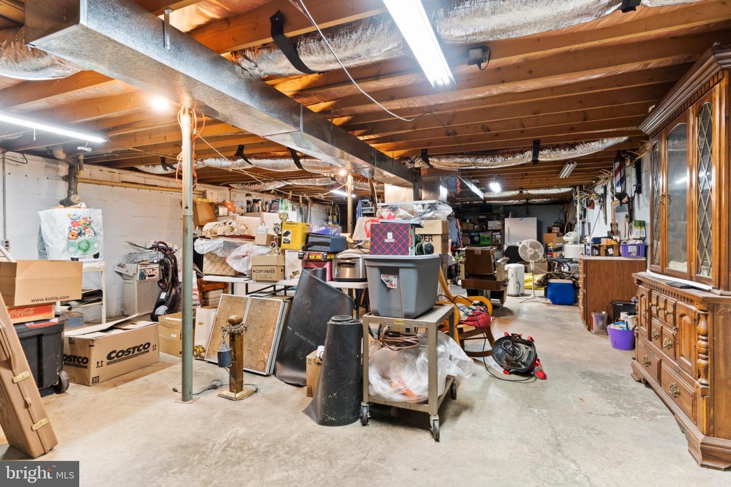 7296 Thompson Road photo 31