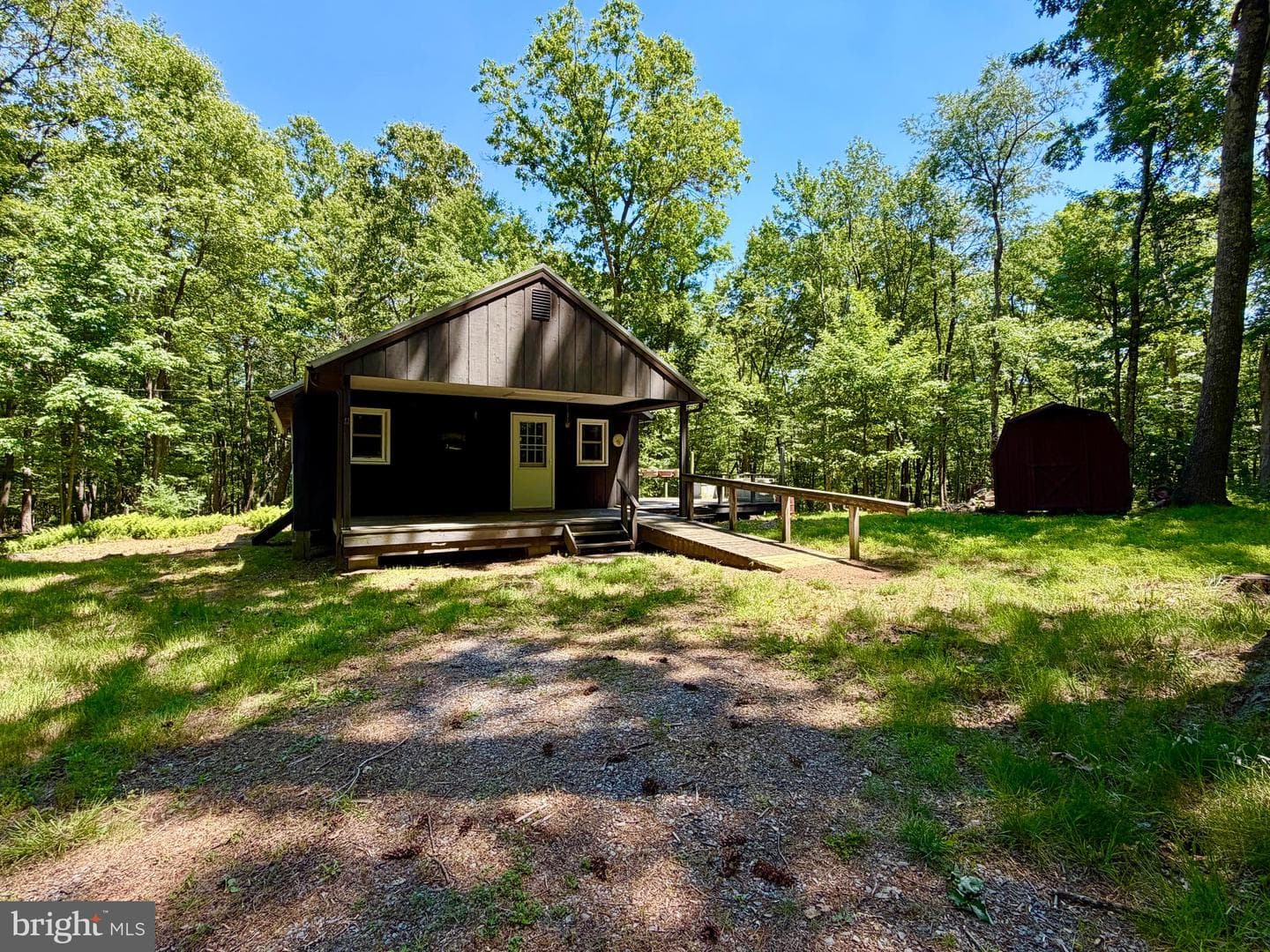 317 Mountainside Road, Breezewood