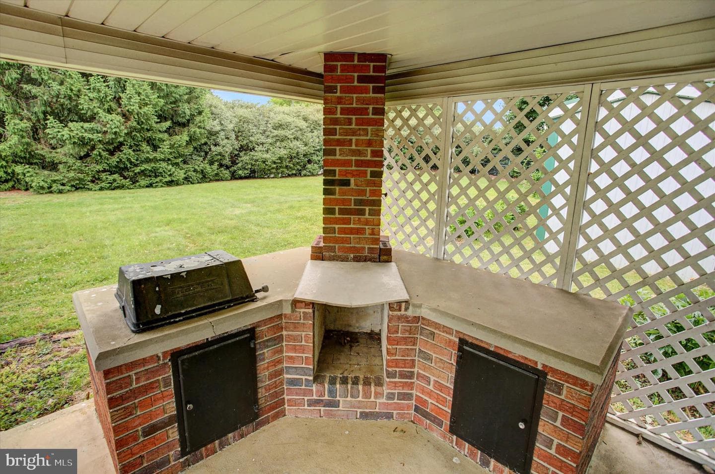 580 Buchanan Trail photo 45
