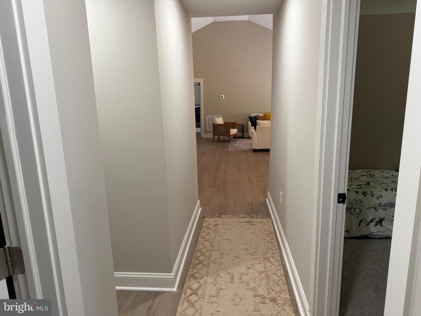 812 Lincoln Way W photo 29