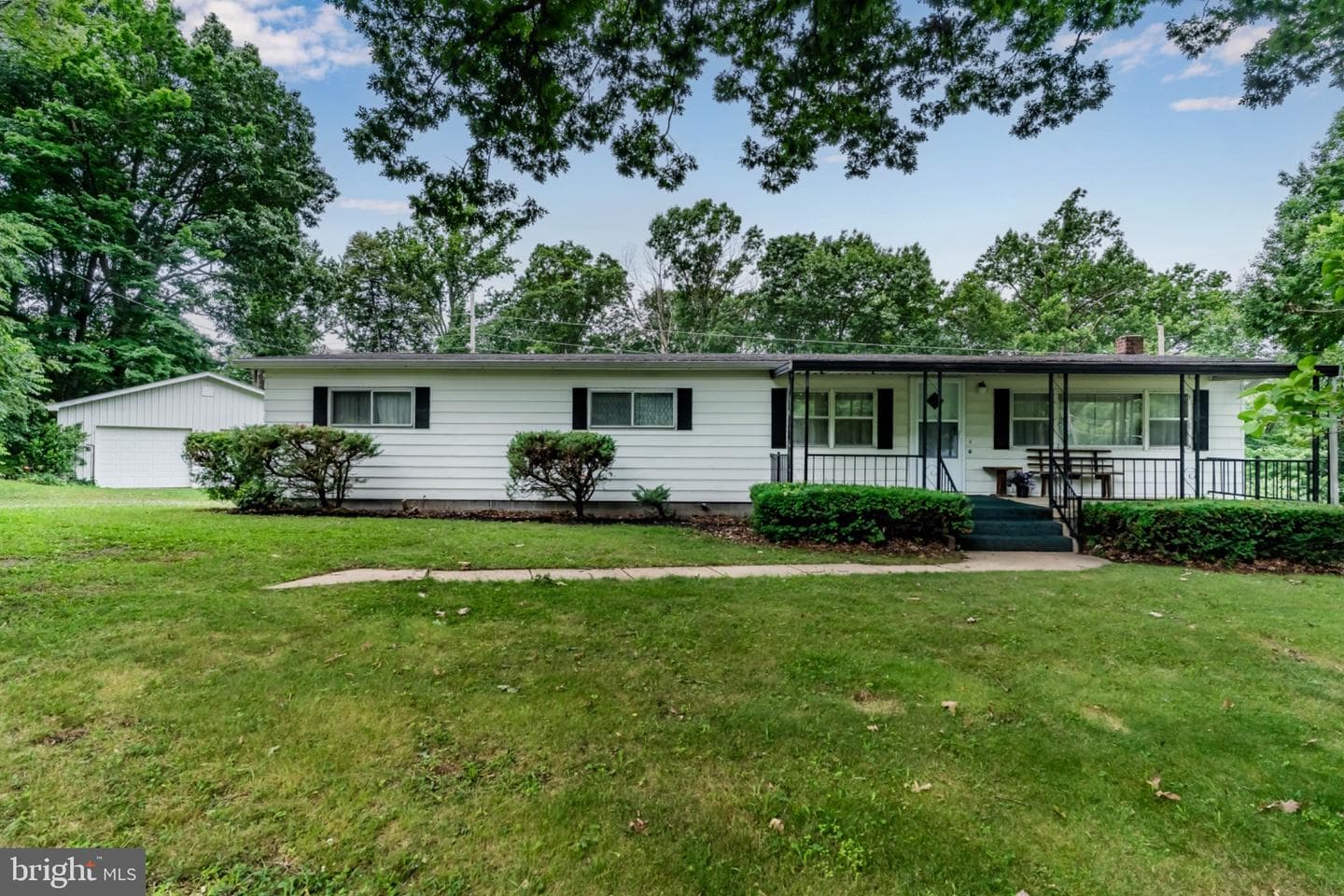 1618 Buchanan Trl, Mc Connellsburg