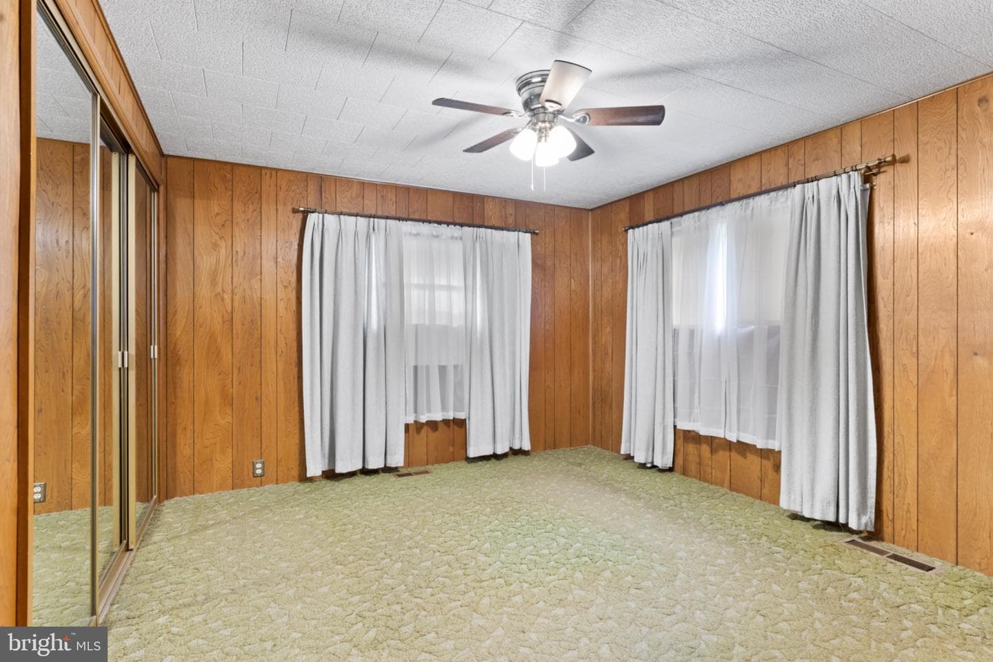 1618 Buchanan Trl photo 8