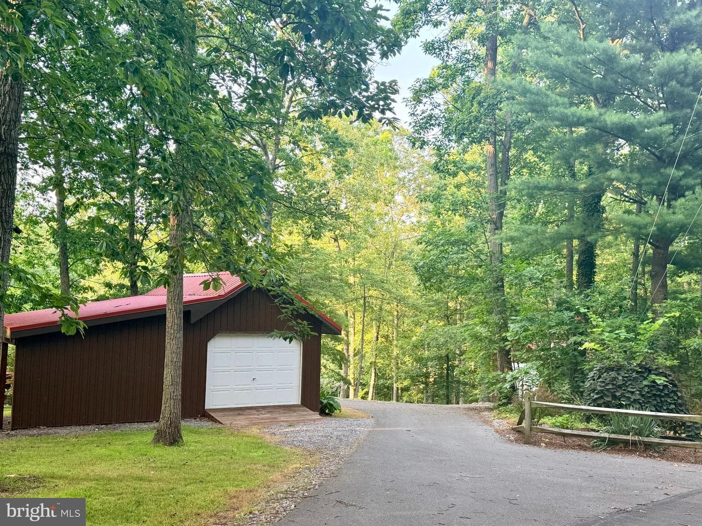 1249 Meadow Mountain Drive photo 22
