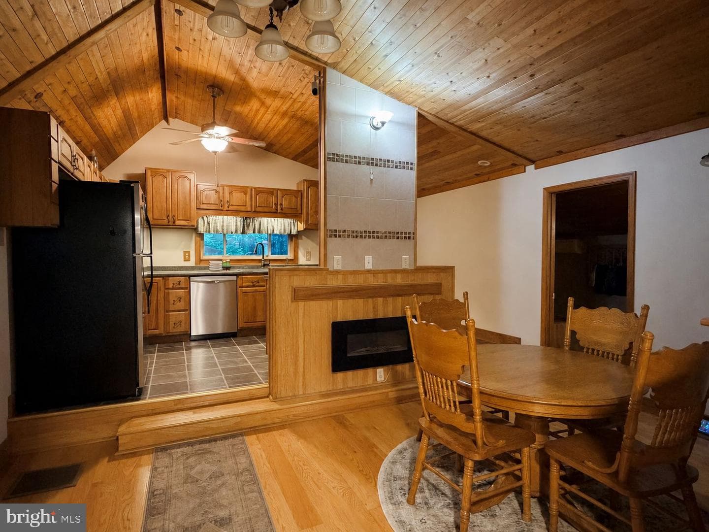 1249 Meadow Mountain Drive photo 36