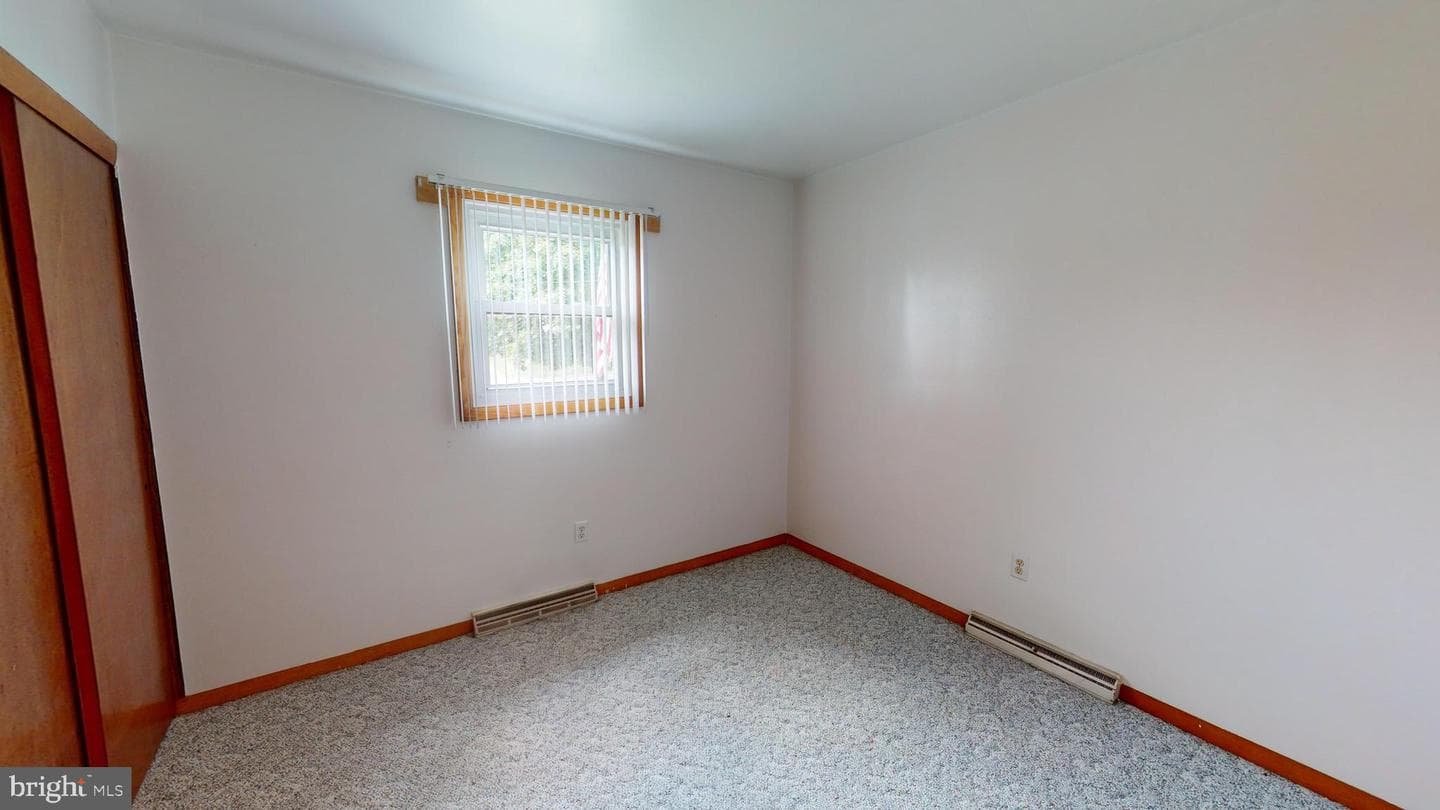 1813 Centre Line Road photo 11