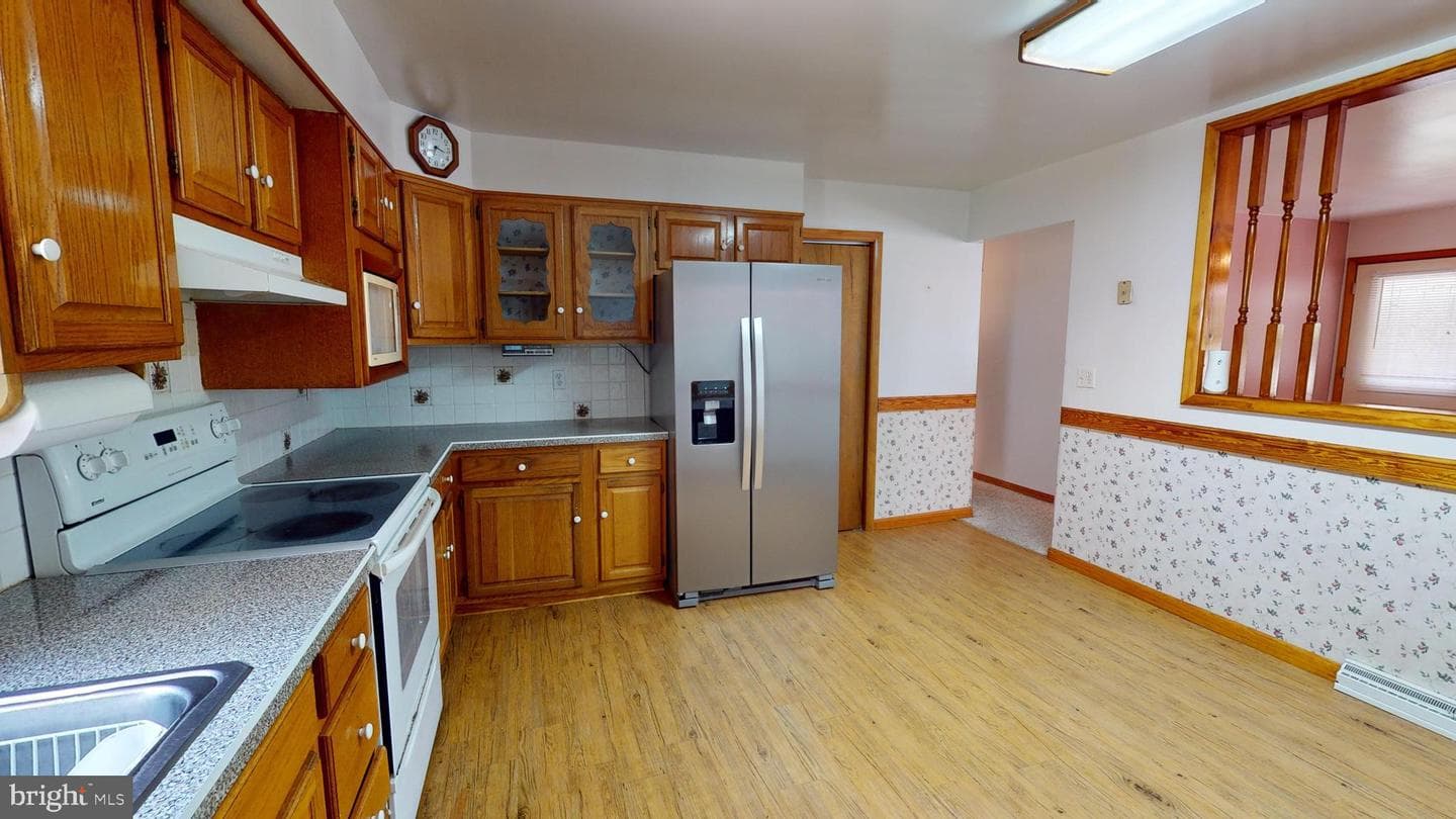1813 Centre Line Road photo 4