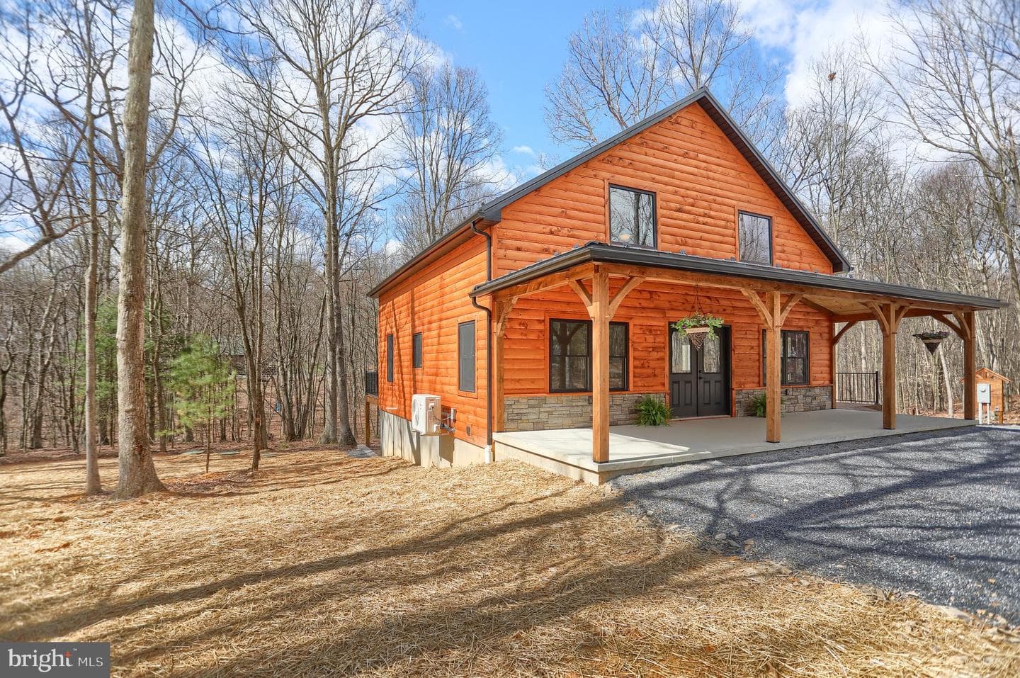 5560 Hideaway Lane photo 3