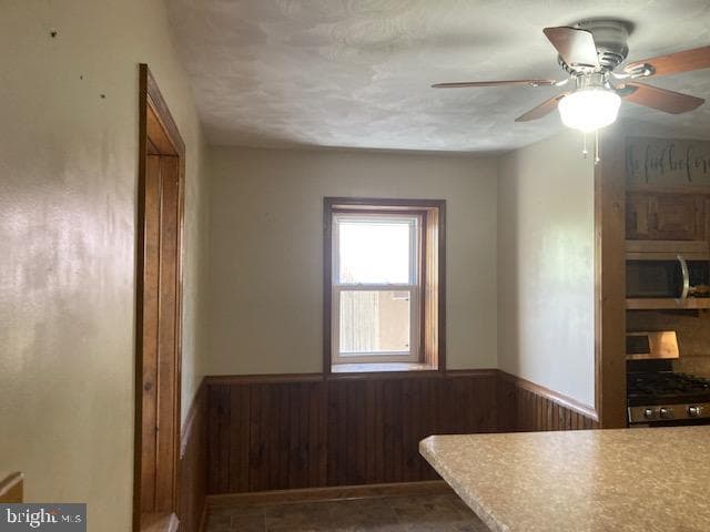 4865 Spruce Creek Road photo 8