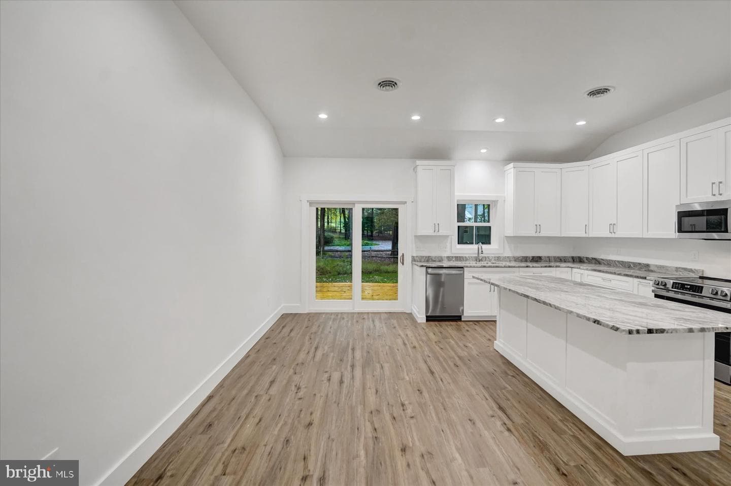 1774 On Point Lane photo 11