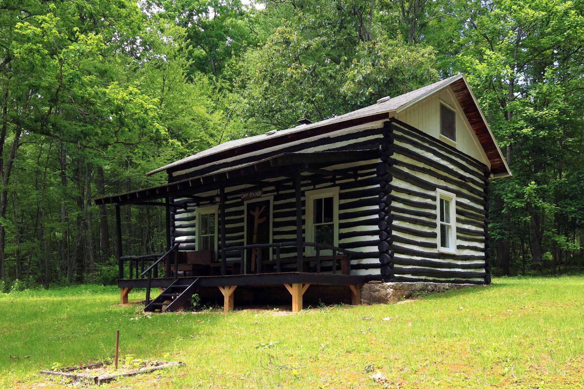4464 Tram Road, Petersburg