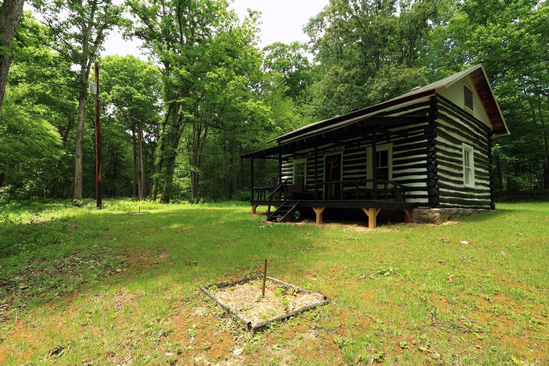 4464 Tram Road photo 3