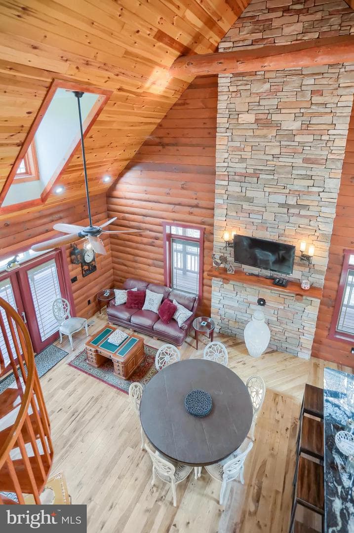 17526 Country Cottage Lane photo 28