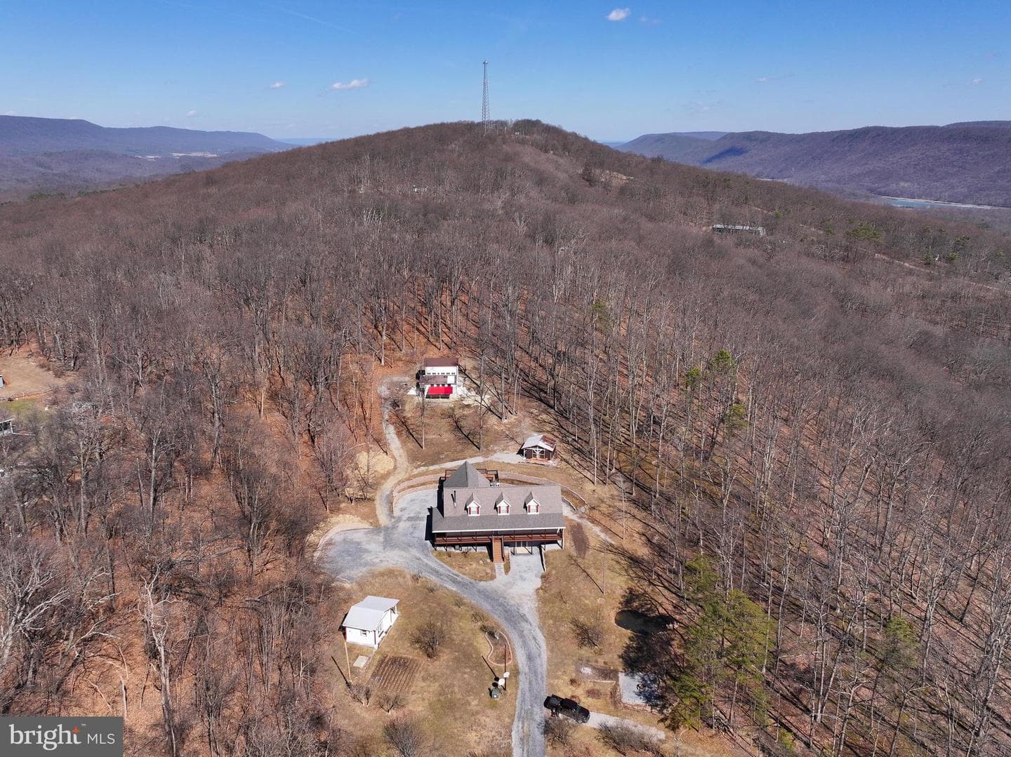 1807 Pine Ridge Road photo 3