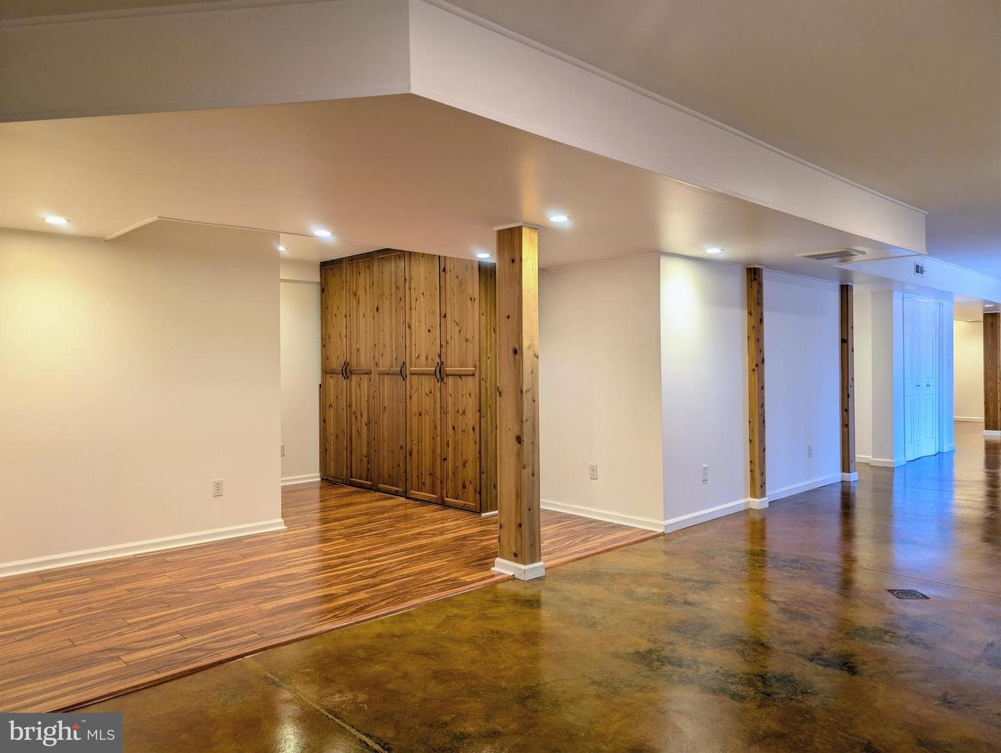 1807 Pine Ridge Road photo 59
