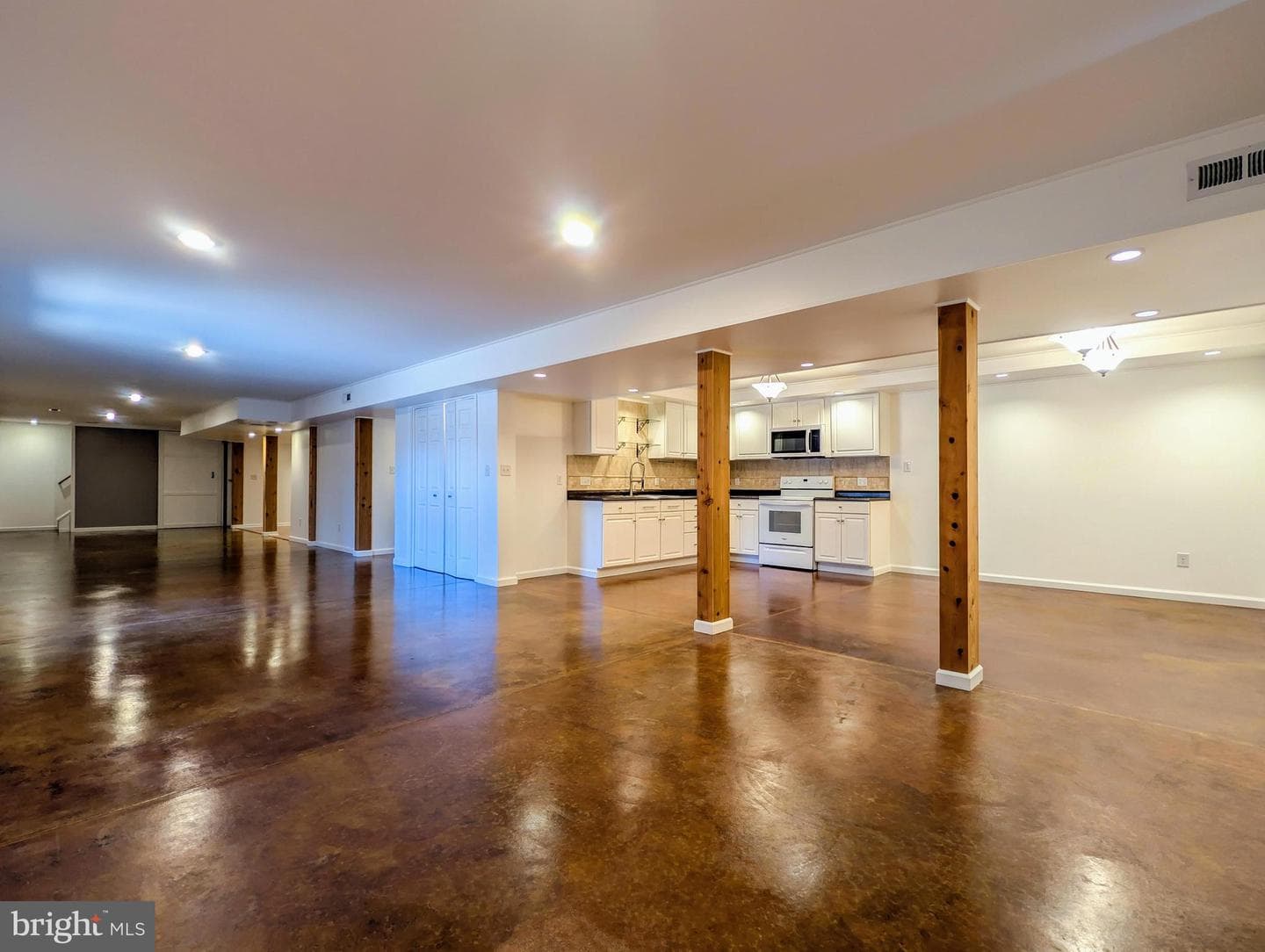 1807 Pine Ridge Road photo 63