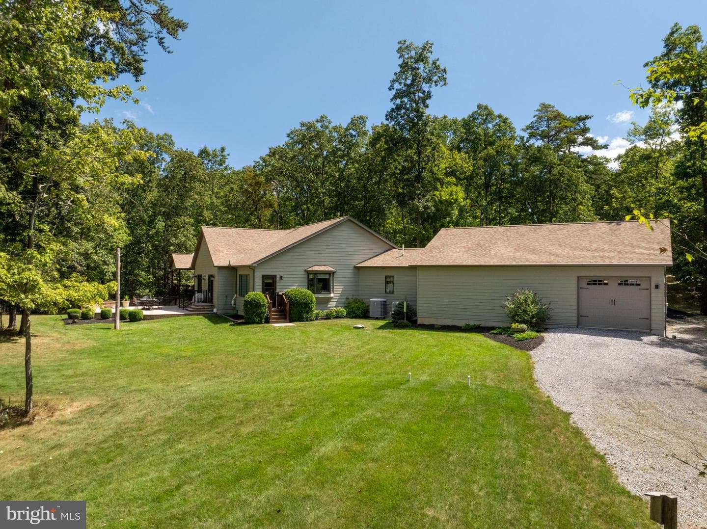 12946 Lakeland Drive photo 3