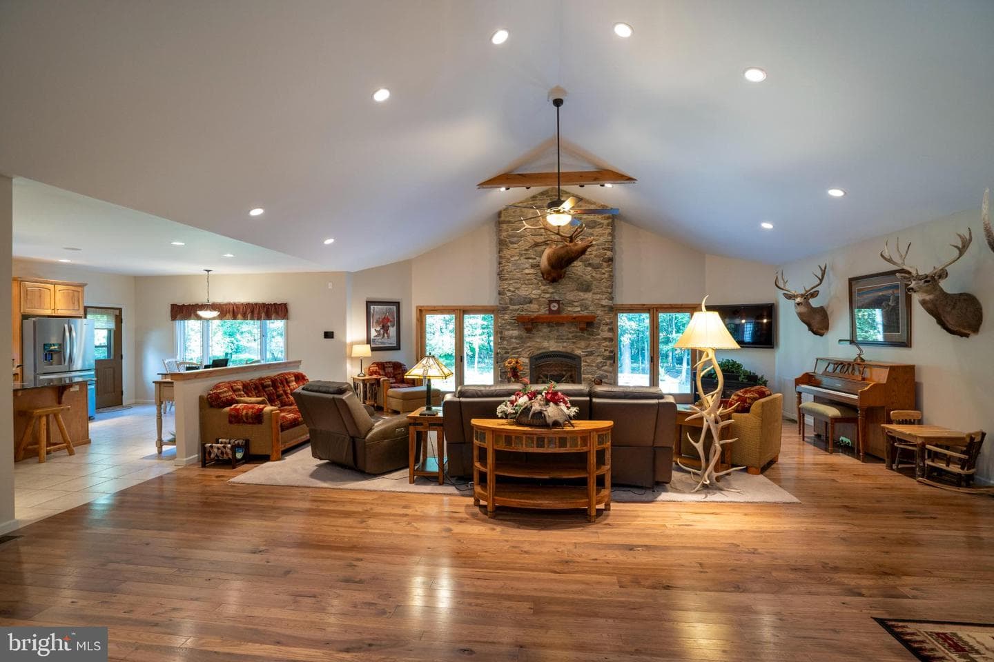 12946 Lakeland Drive photo 5