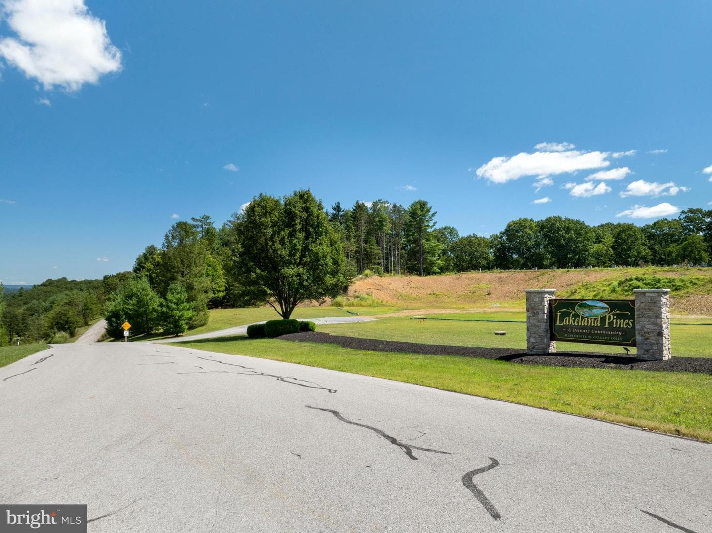 12946 Lakeland Drive photo 68