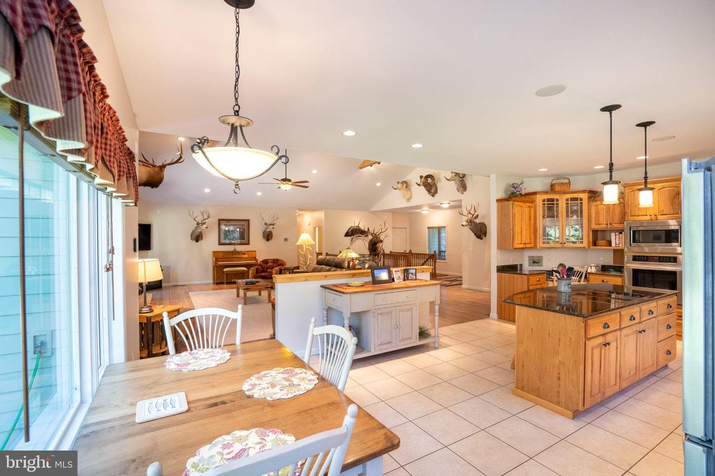 12946 Lakeland Drive photo 8