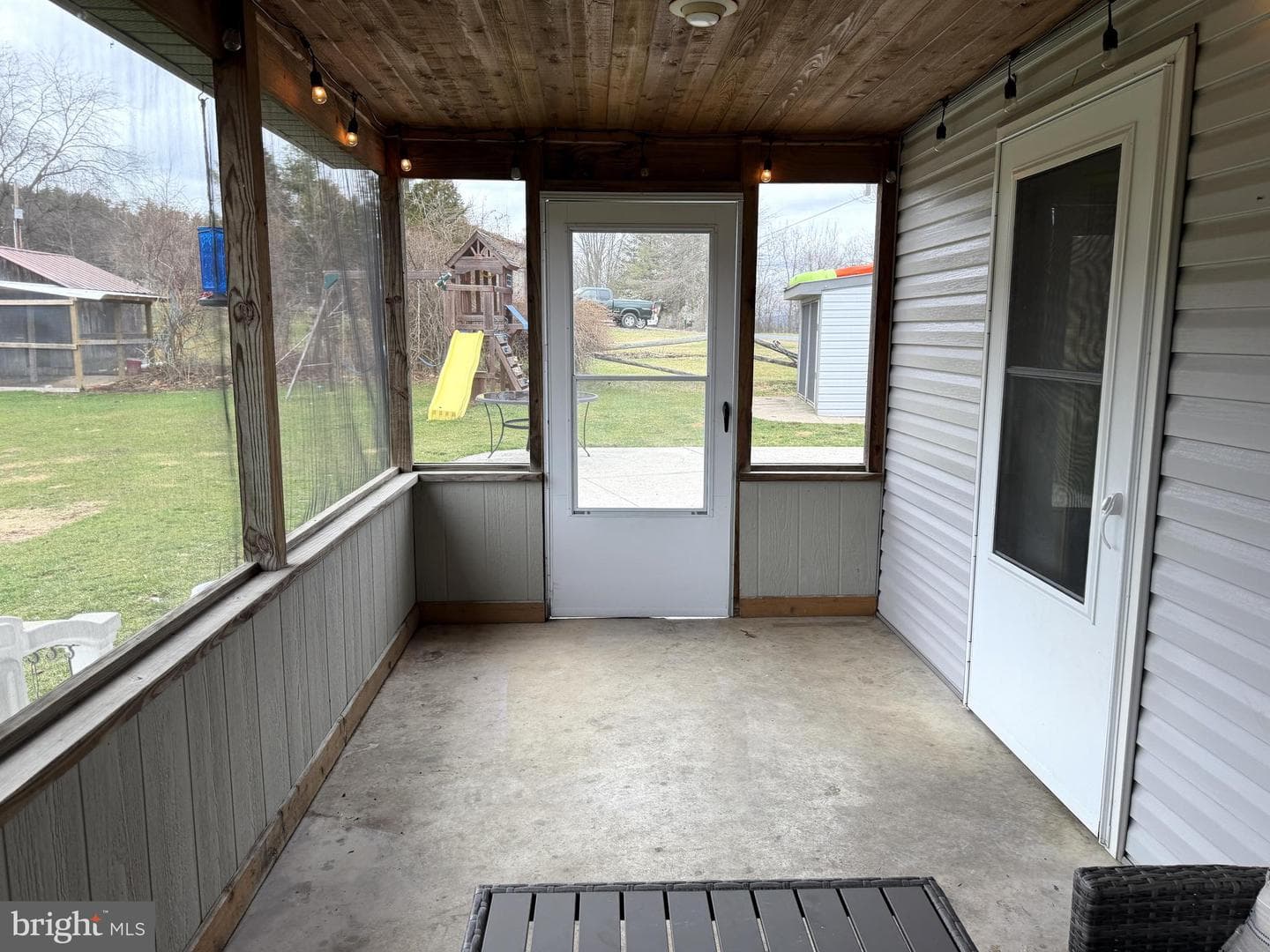 7126 Loop Road photo 32