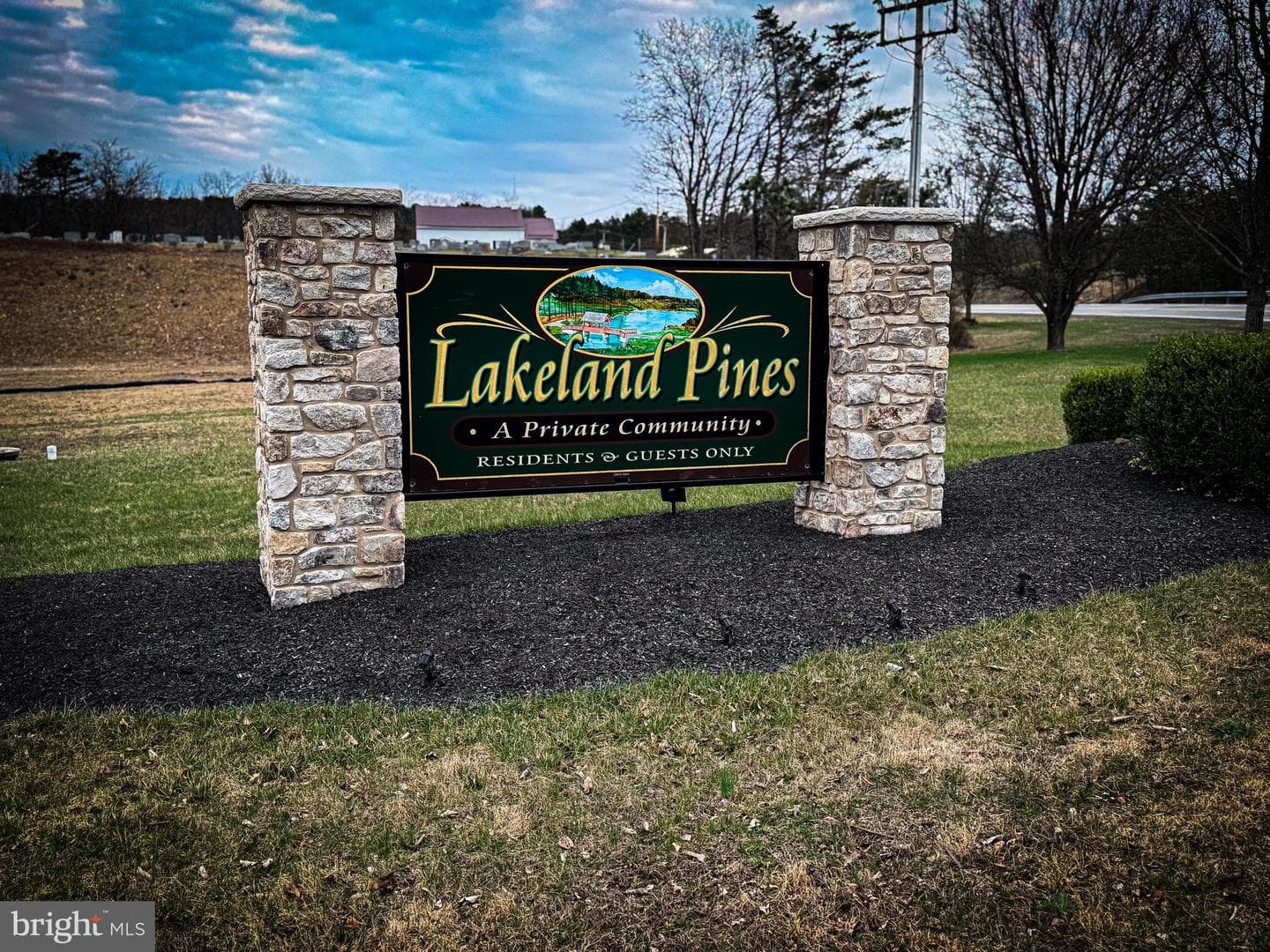12929 Lakeland Drive photo 74