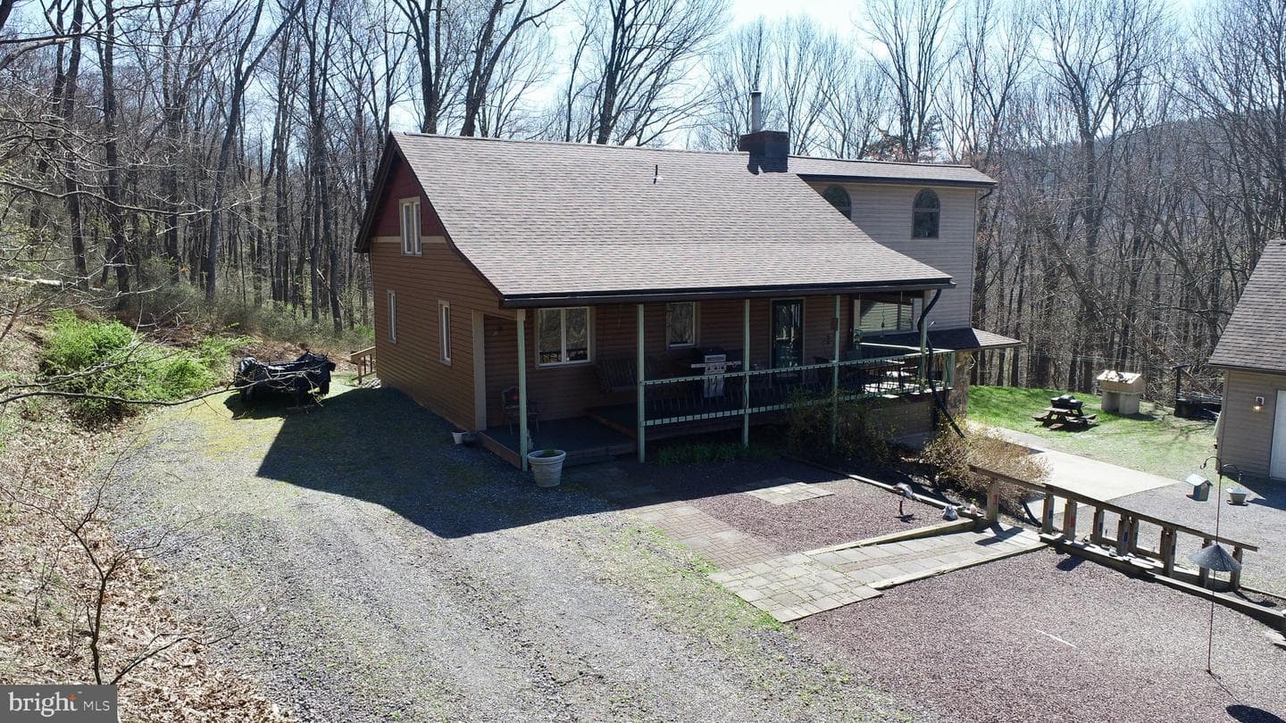 9206 Barkleys Lane photo 4
