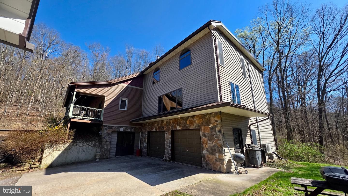 9206 Barkleys Lane photo 9