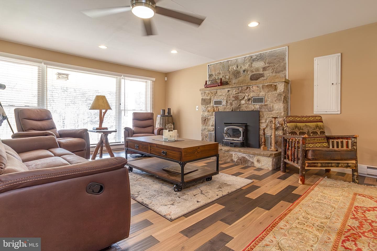 11907 Colyer Lane photo 14