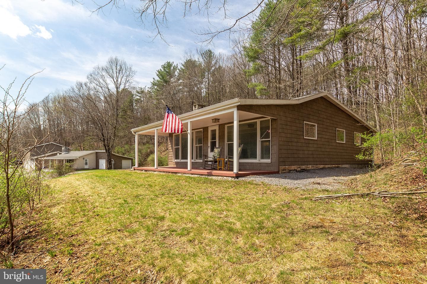 11907 Colyer Lane photo 2