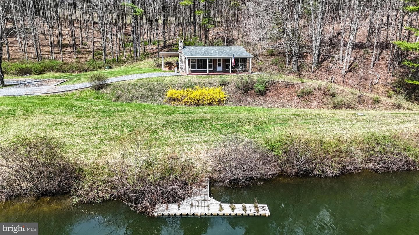 11907 Colyer Lane photo 33