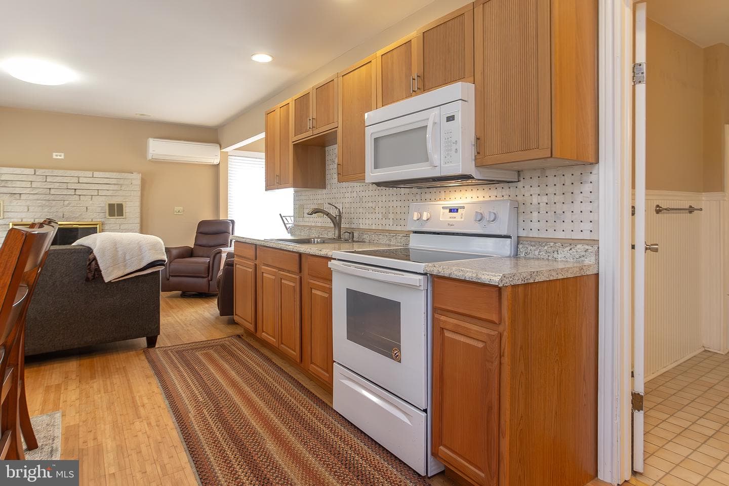 11907 Colyer Lane photo 46
