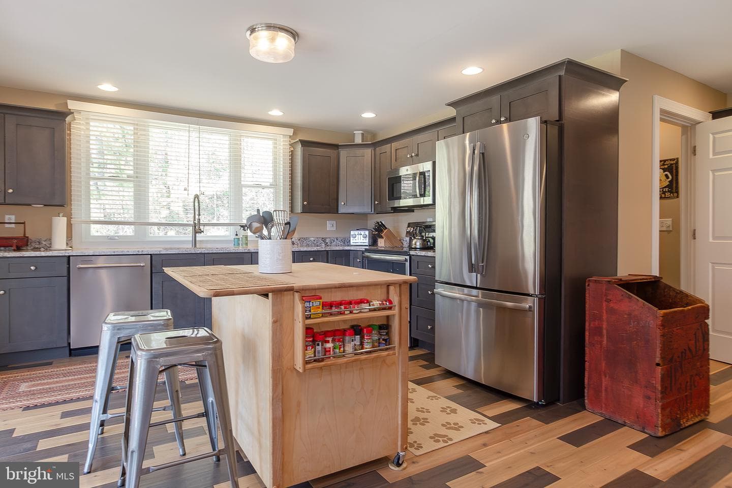 11907 Colyer Lane photo 8