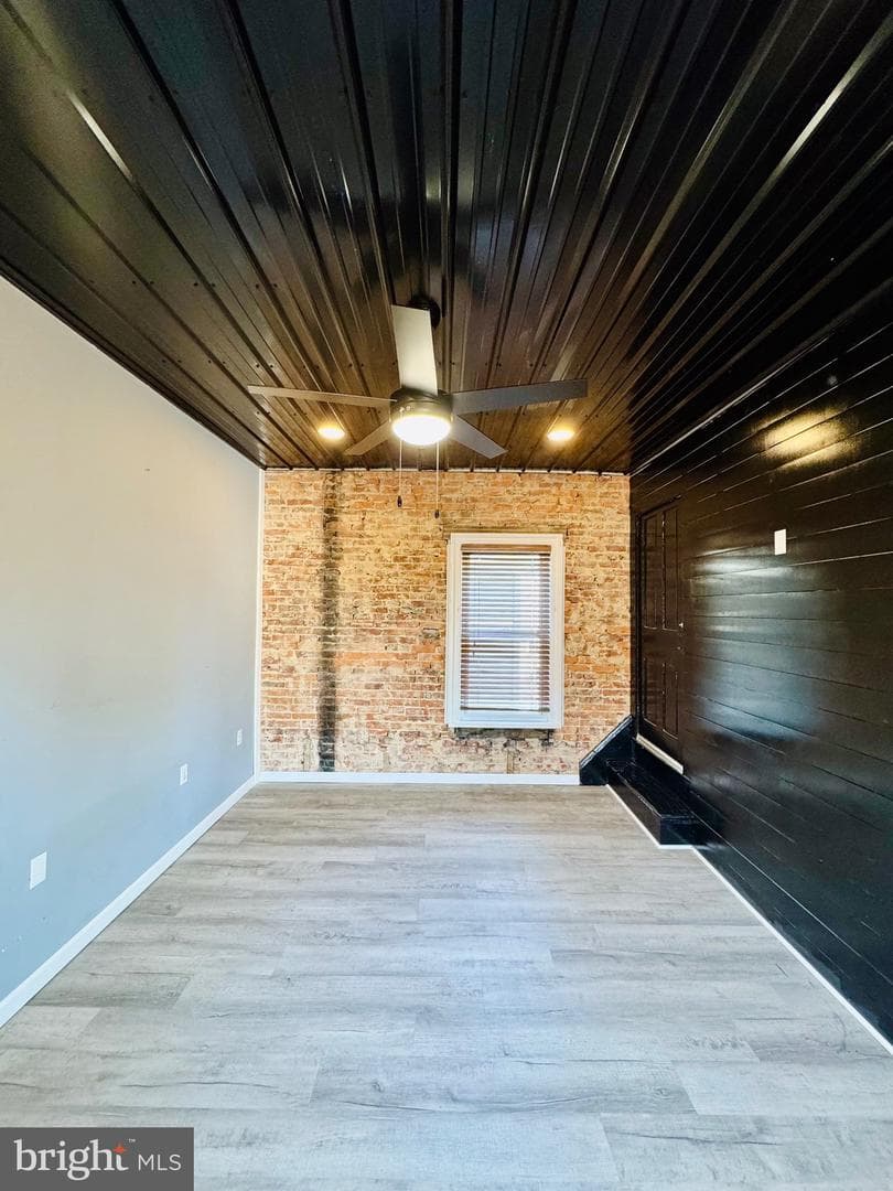 1615 Washington Street photo 14