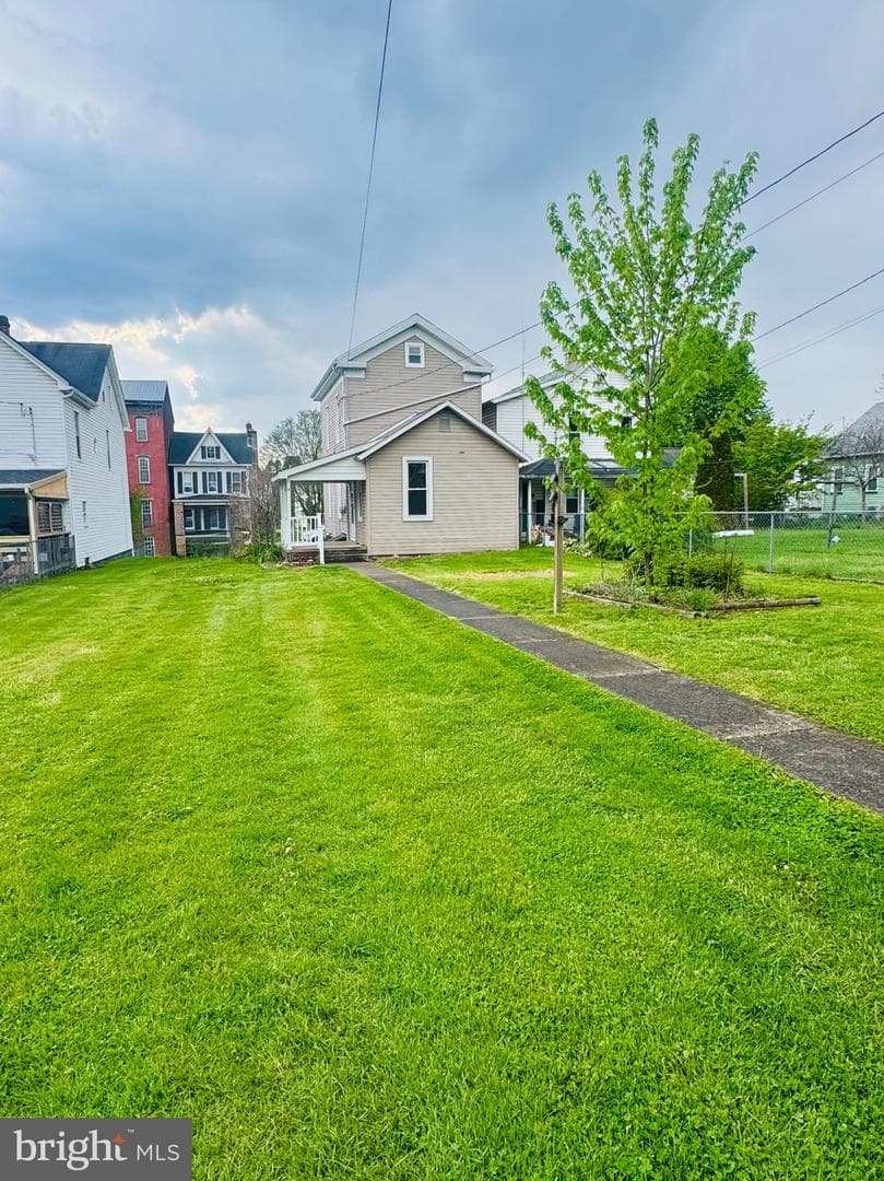 1615 Washington Street photo 5