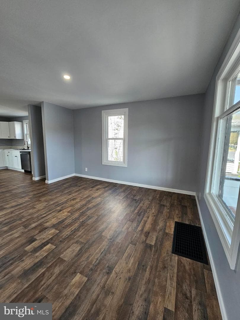 9 W Sherman Street photo 5