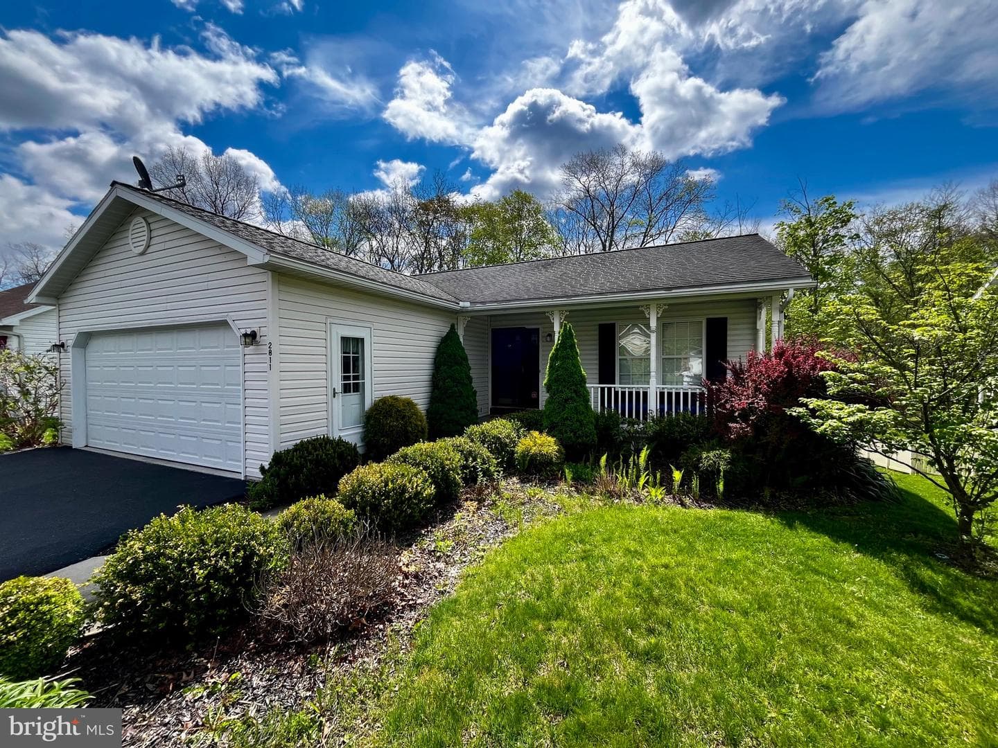2811 Chapel Hill Road photo 3