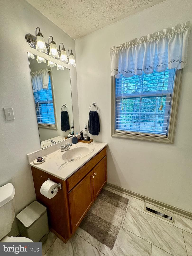 2811 Chapel Hill Road photo 52