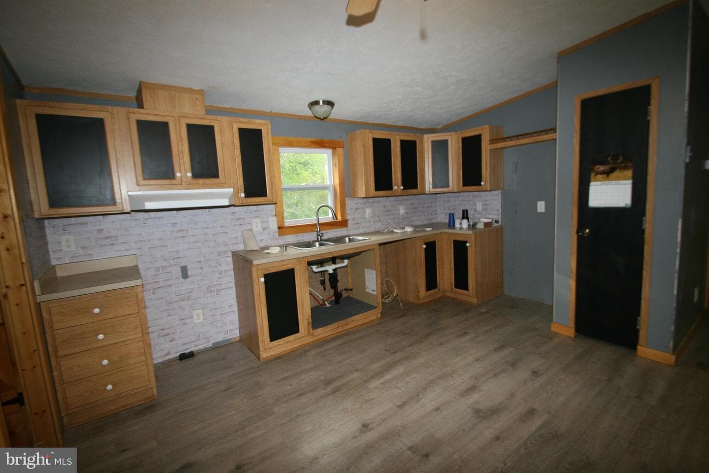 24968 Locke photo 11
