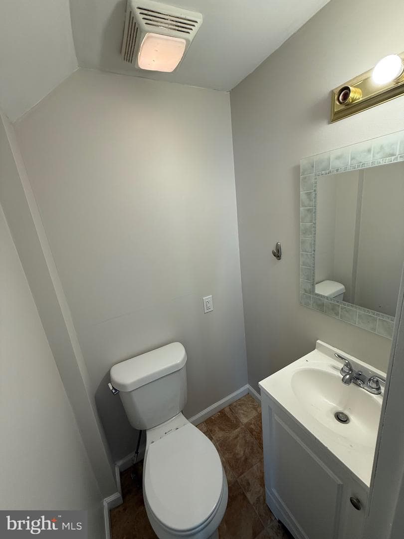 1512 Moore Street photo 21