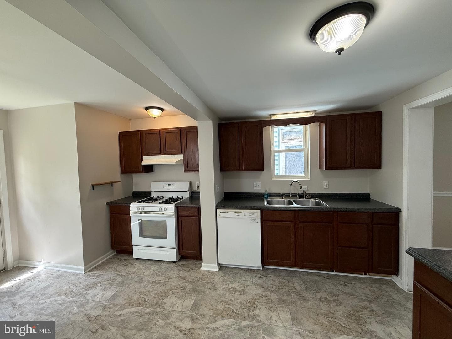 1512 Moore Street photo 27