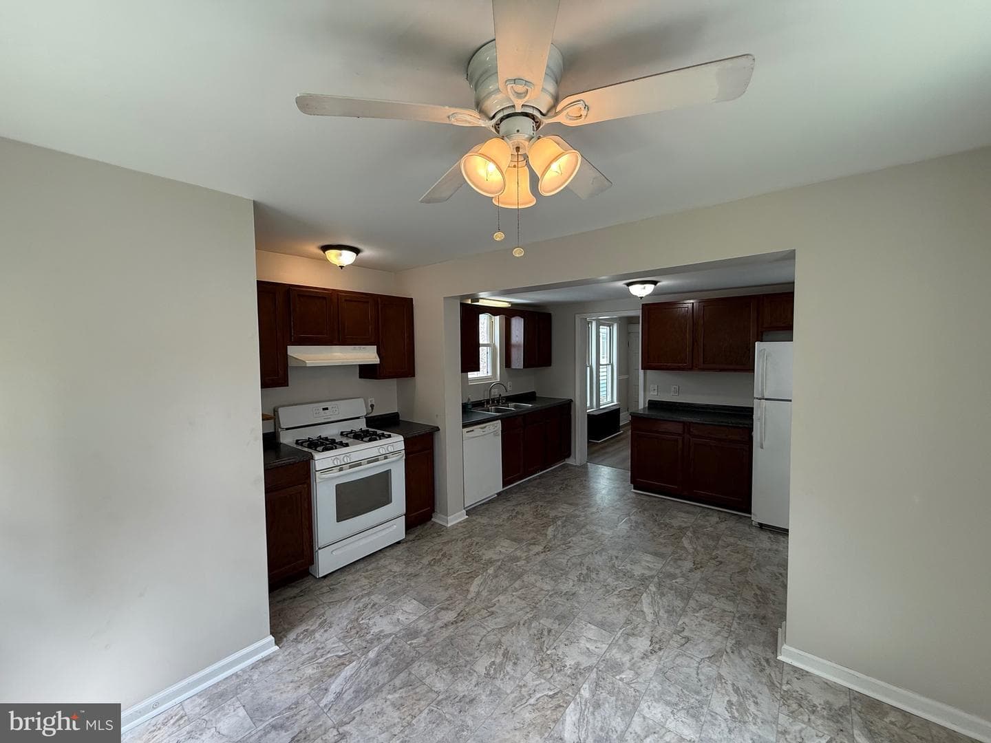 1512 Moore Street photo 39