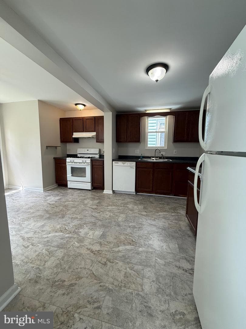 1512 Moore Street photo 47